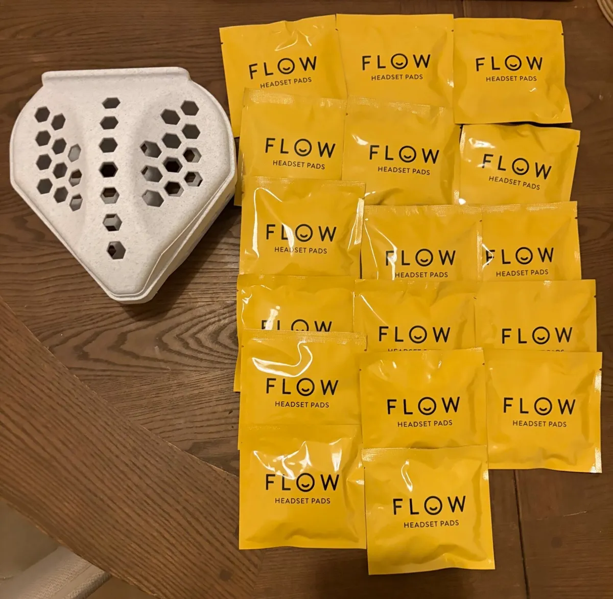 Flow Neuroscience Headset - Image 1