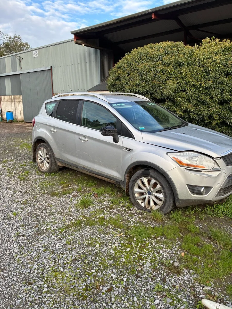 2012 Kuga 4x4 Parts or Repair - Image 2