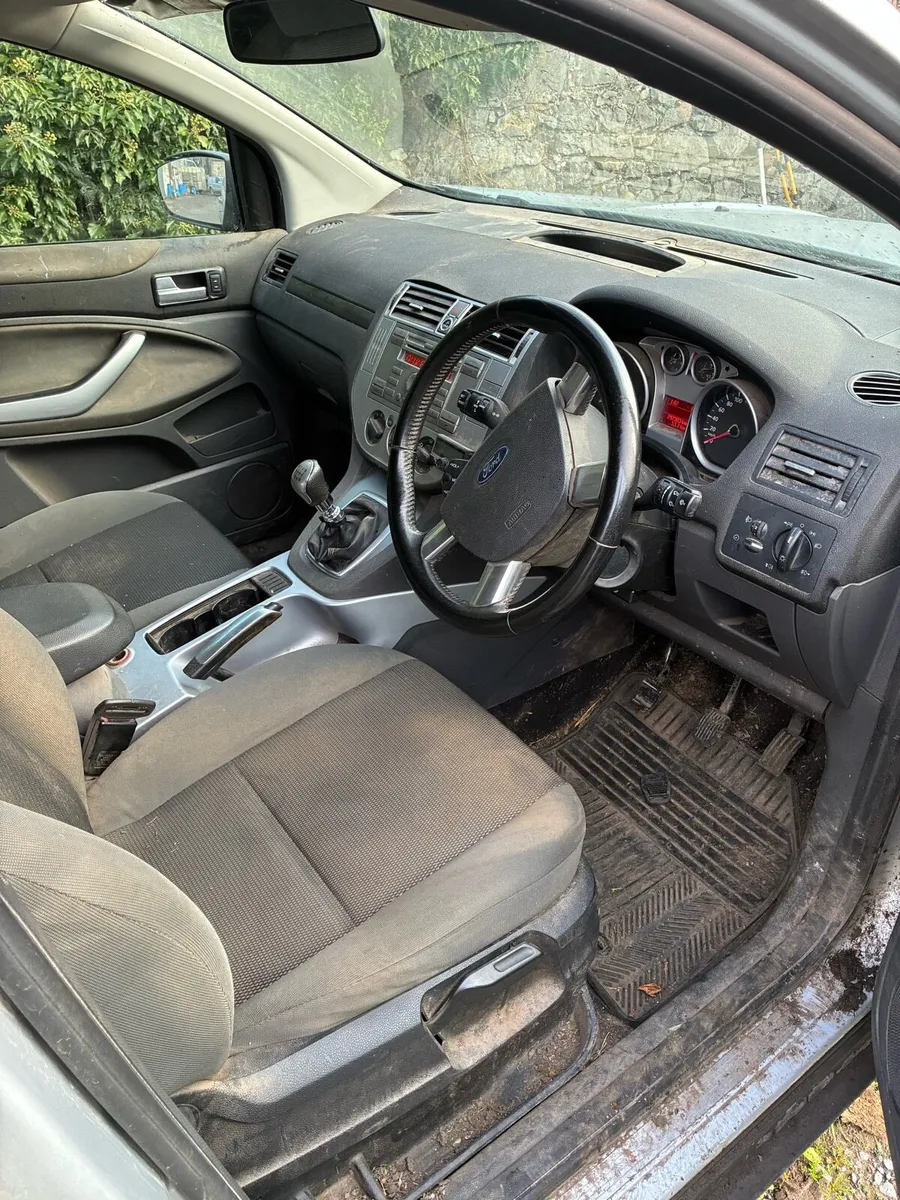 2012 Kuga 4x4 Parts or Repair - Image 4