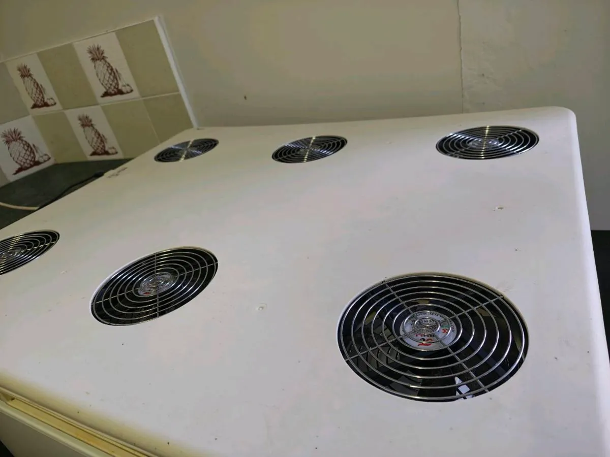 Dimplex AirDryer DAD25 – 6-Fan Clothes Dryer - Image 3