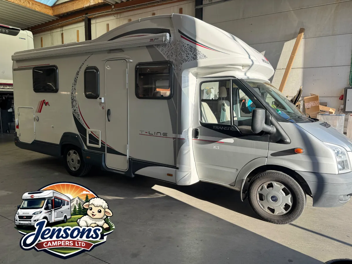 2013 ROLLERTEAM T-LINE XLS ISLAND BED ONLY 59KMS - Image 1
