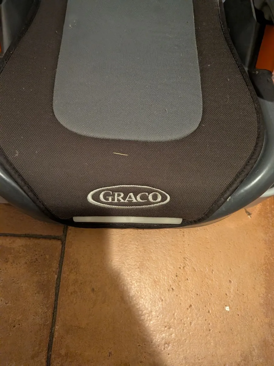 Graco Booster seat - Image 2