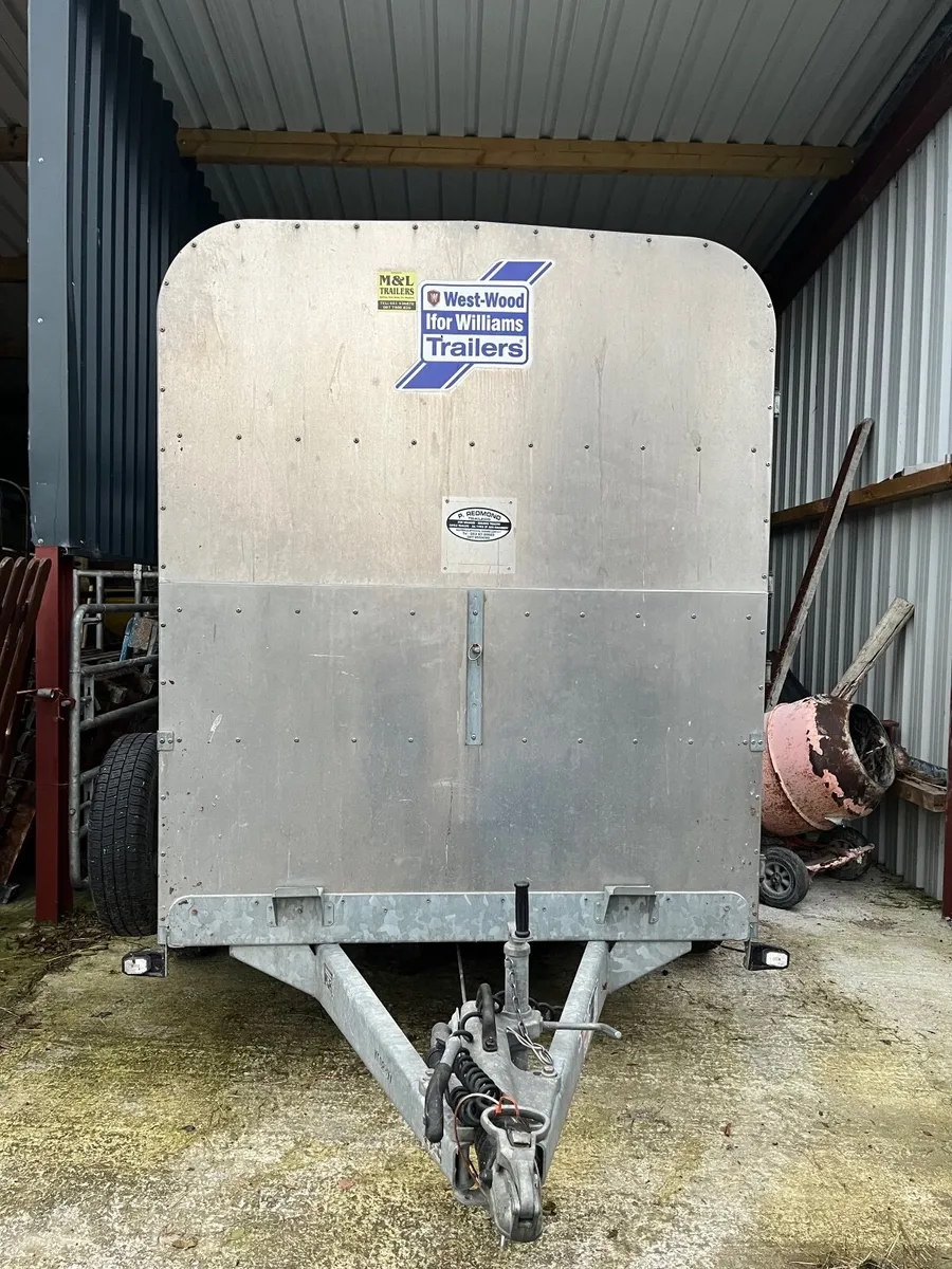 Cattle Box - Image 4