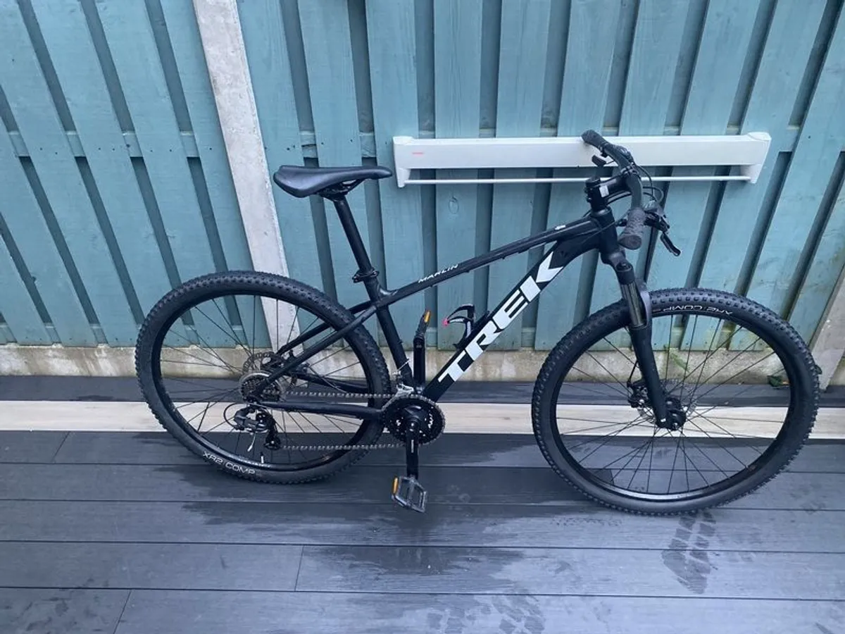 Trek Marlin 4 Mountain Bike XL - Image 4