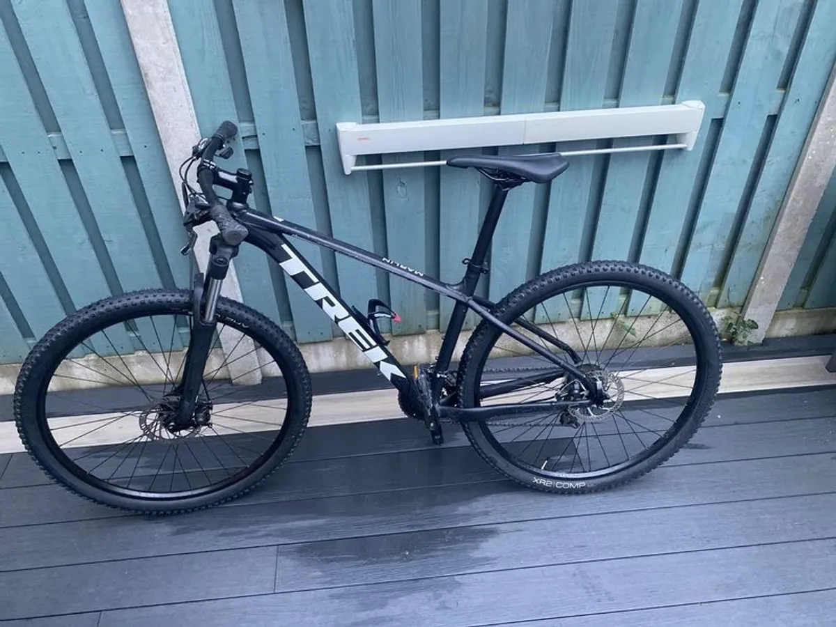 Trek Marlin 4 Mountain Bike XL - Image 1