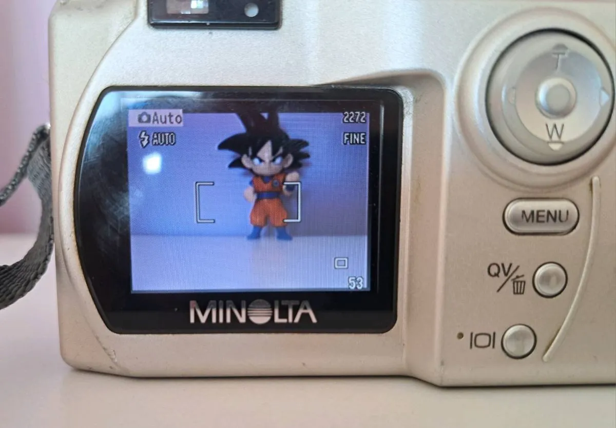 Minolta Dimage digital camera - Image 3