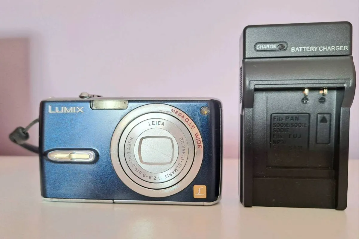 Panasonic lumix digital camera - Image 1