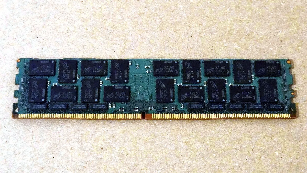 16GB DDR4 ECC RDIMM 2133 Samsung M393A2G40DB0-CPB - Image 3