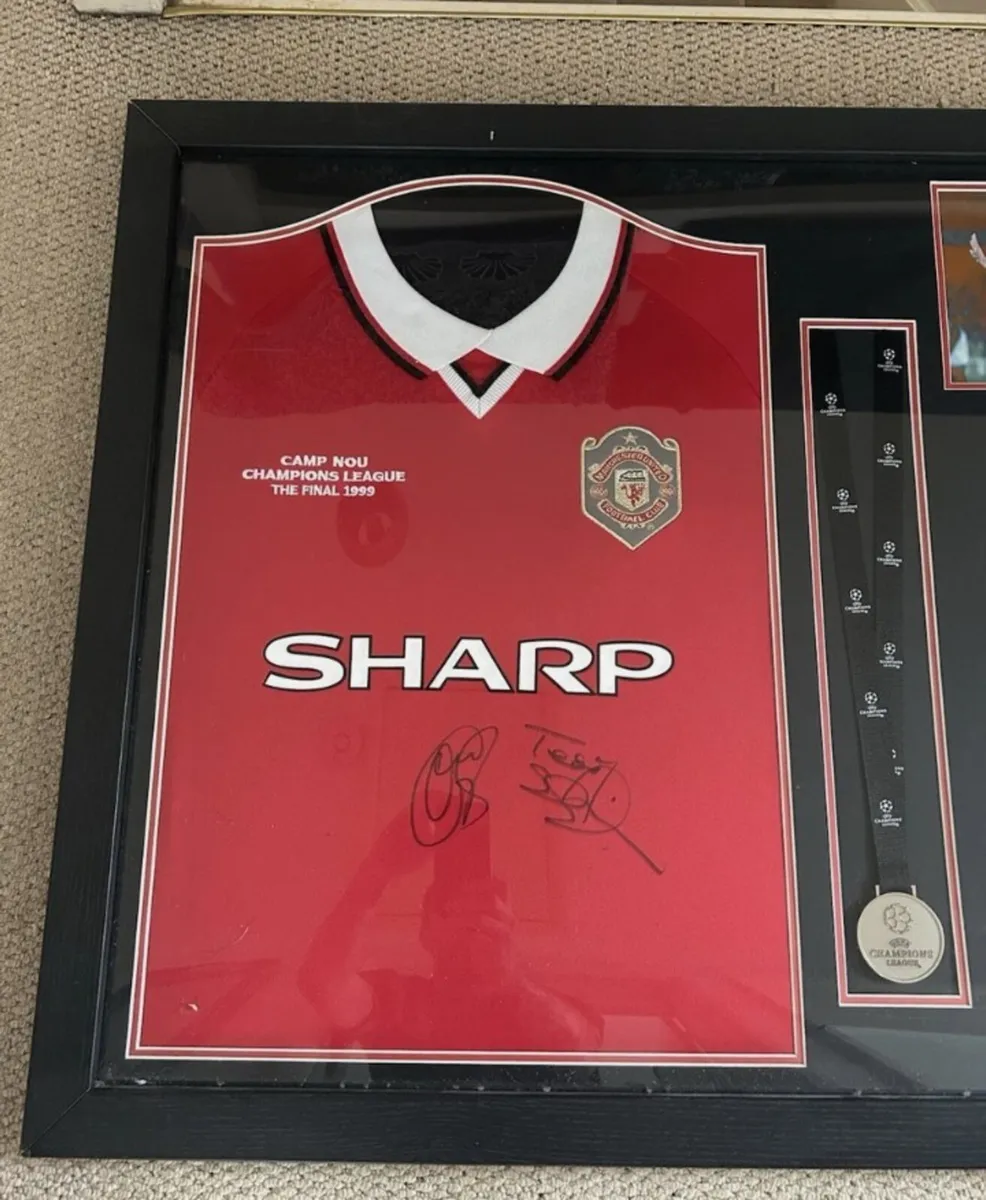 1999 Sign Man utd Jersey - Image 3
