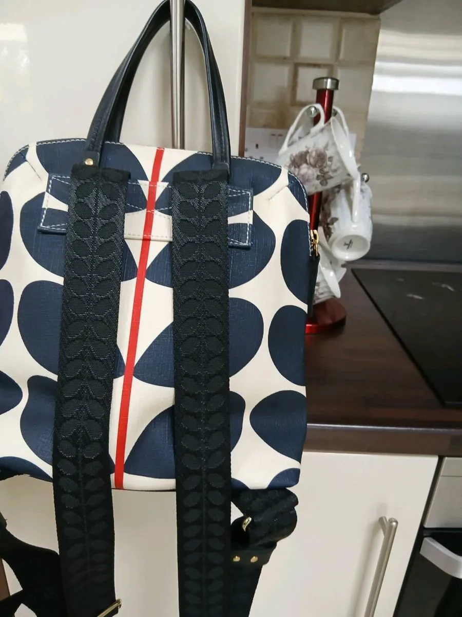 SMALL ORLA KIELY HANDBAG /  BACKPACK NEW - Image 3