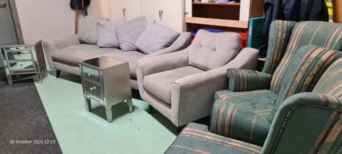 Sofa, armchairs, lockers, mirror, table - Image 3