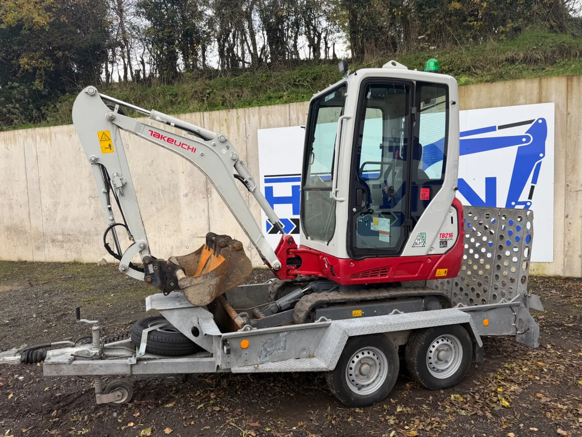 2025 TAKEUCHI TB216 FULL PACKAGE - Image 4