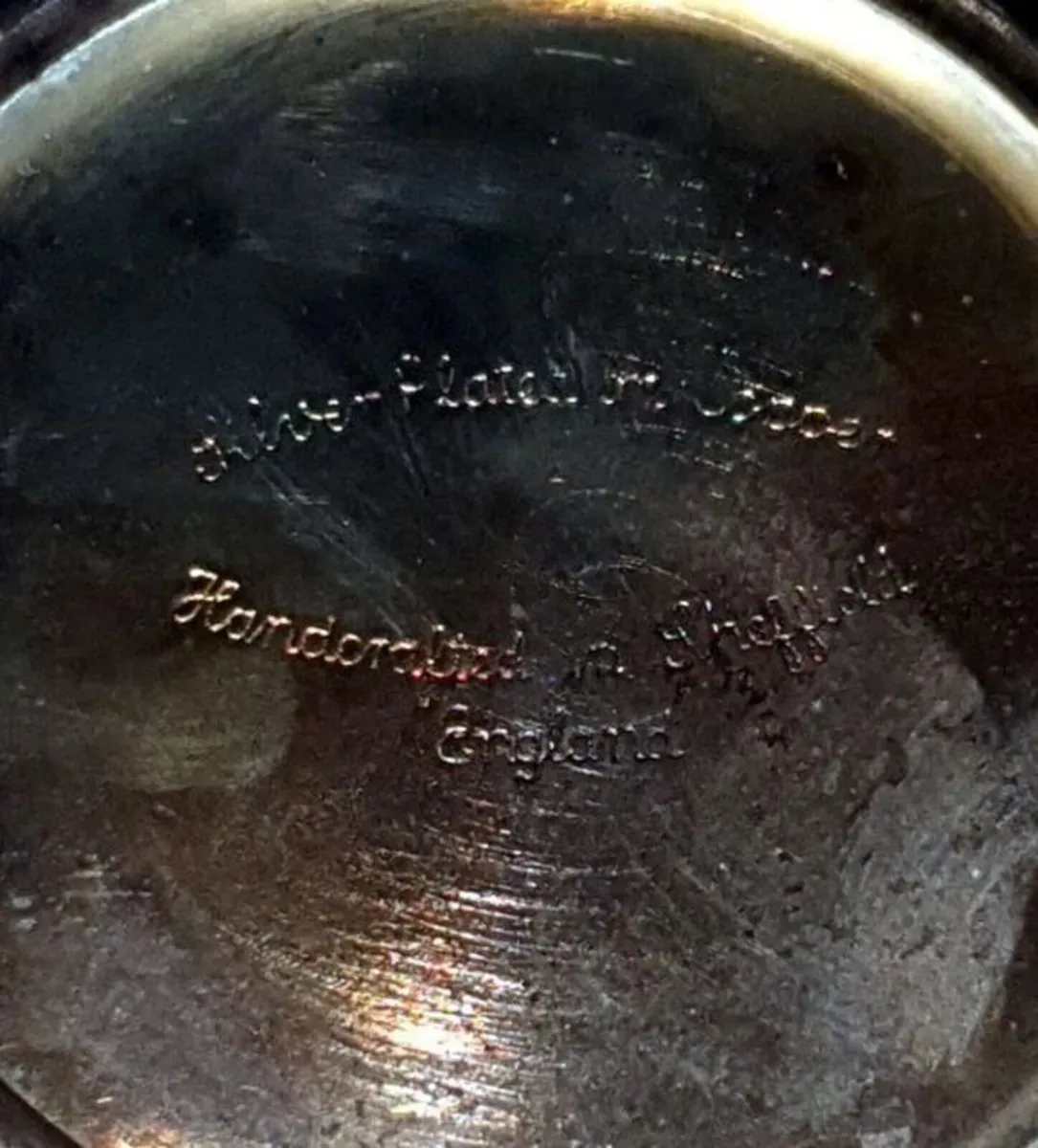 Vintage Sheffield Silver-Plated Christening Mug - Image 4