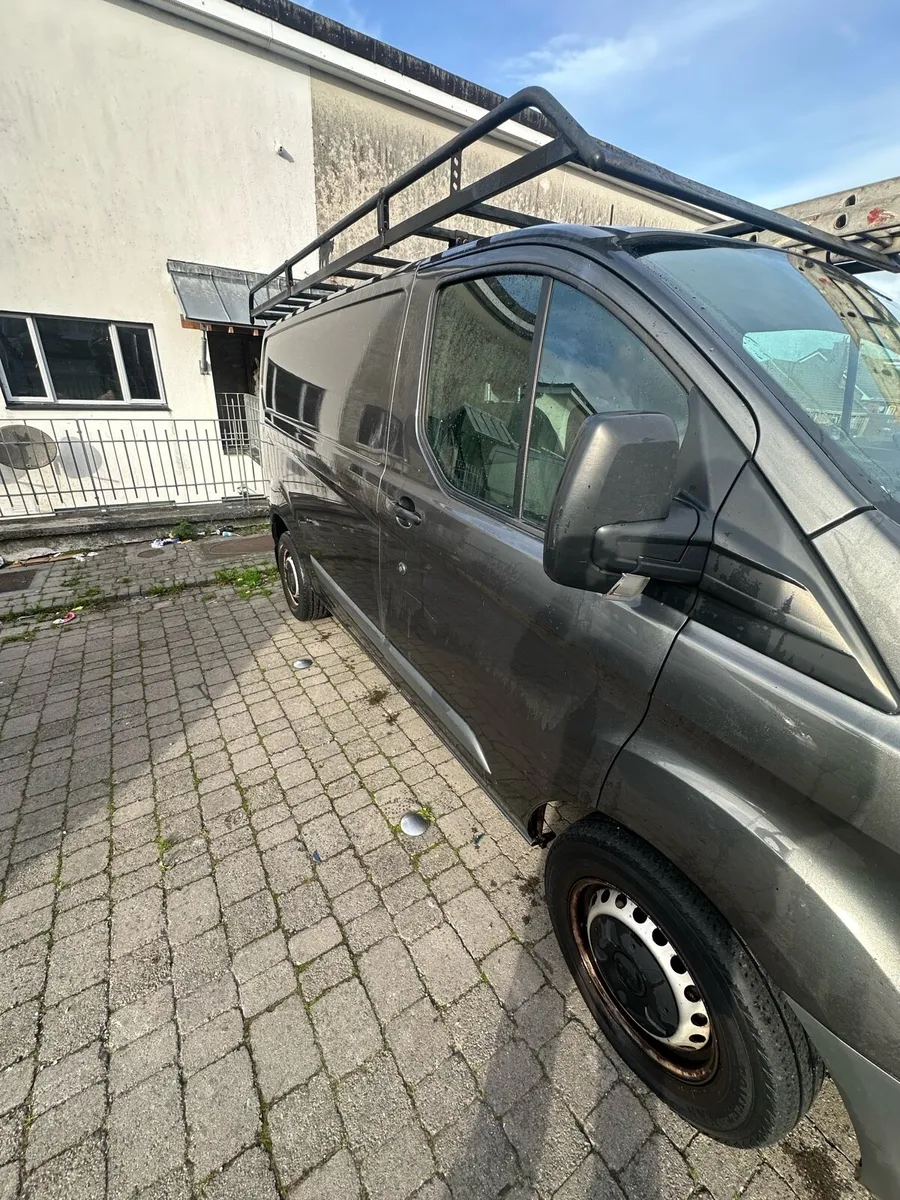 2018 Ford custom - Image 1