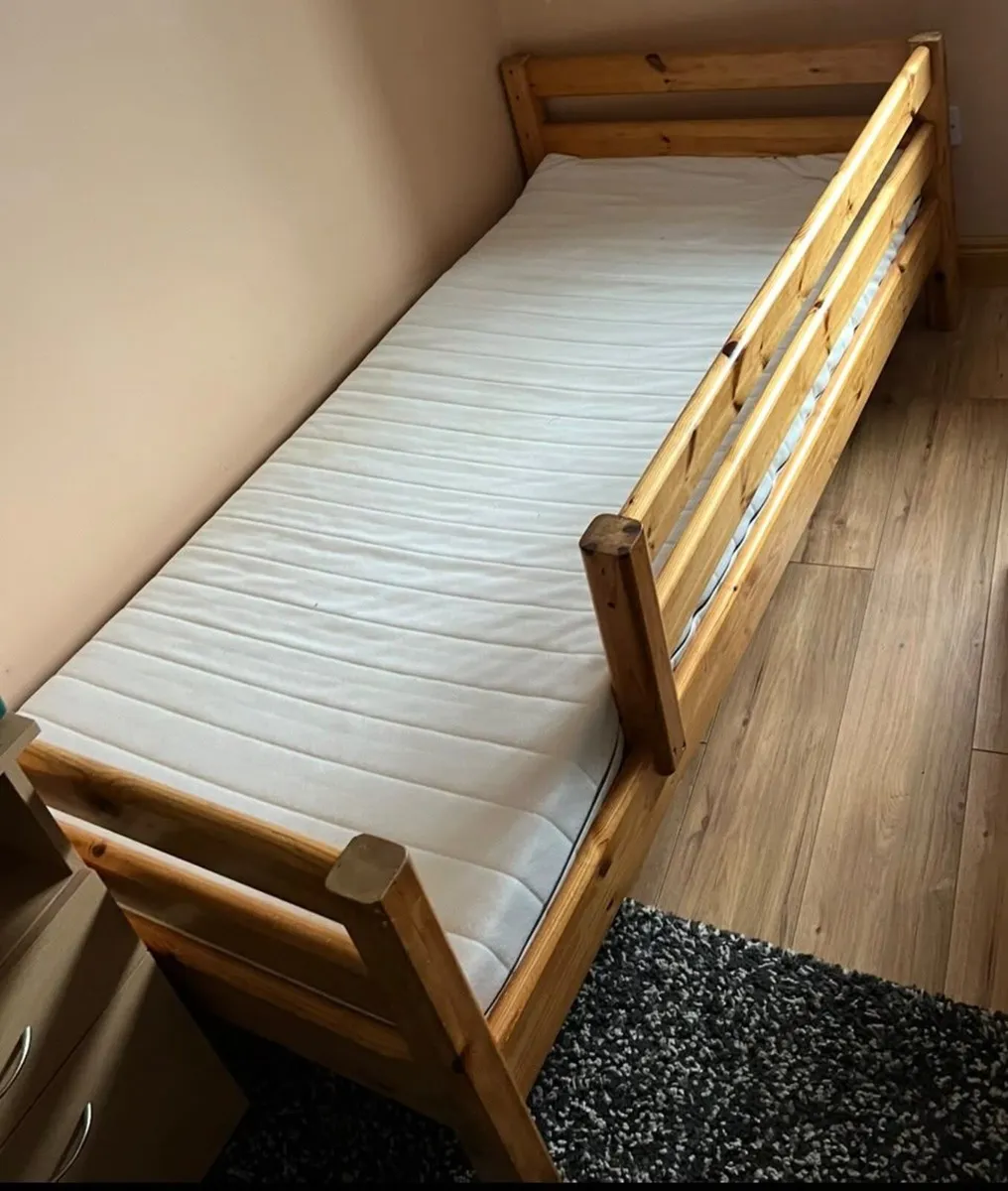 single bed for kid - Image 2