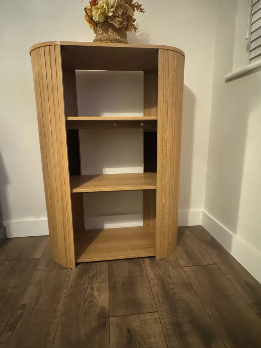 Storage unit - Image 2