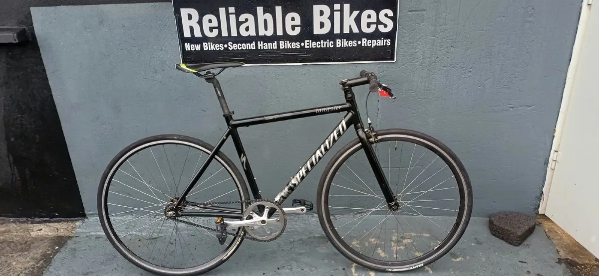 Fixie bike Specialized ❗️Open 7 days of the week - Image 1