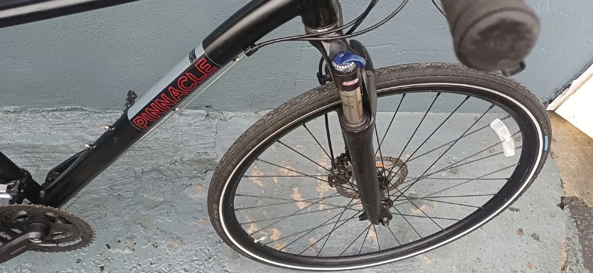 Hybrid bike pinnacle❗️Open 7 days of the week ❗️ - Image 4