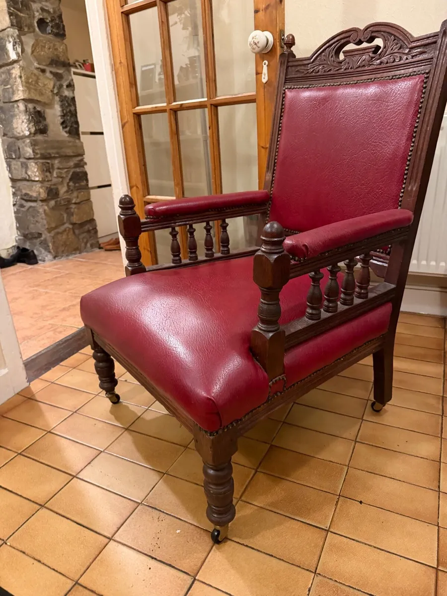 4 Vintage Wooden Chairs - Image 2