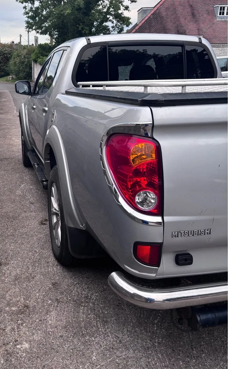 L200 - Image 4