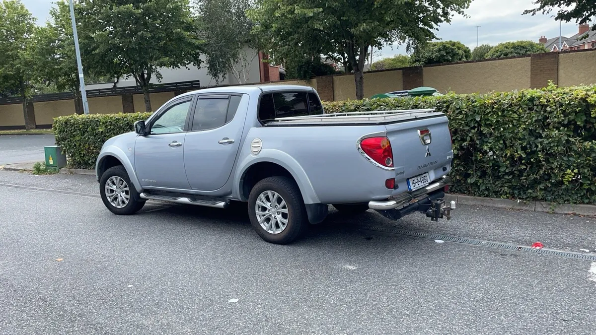 L200 - Image 1