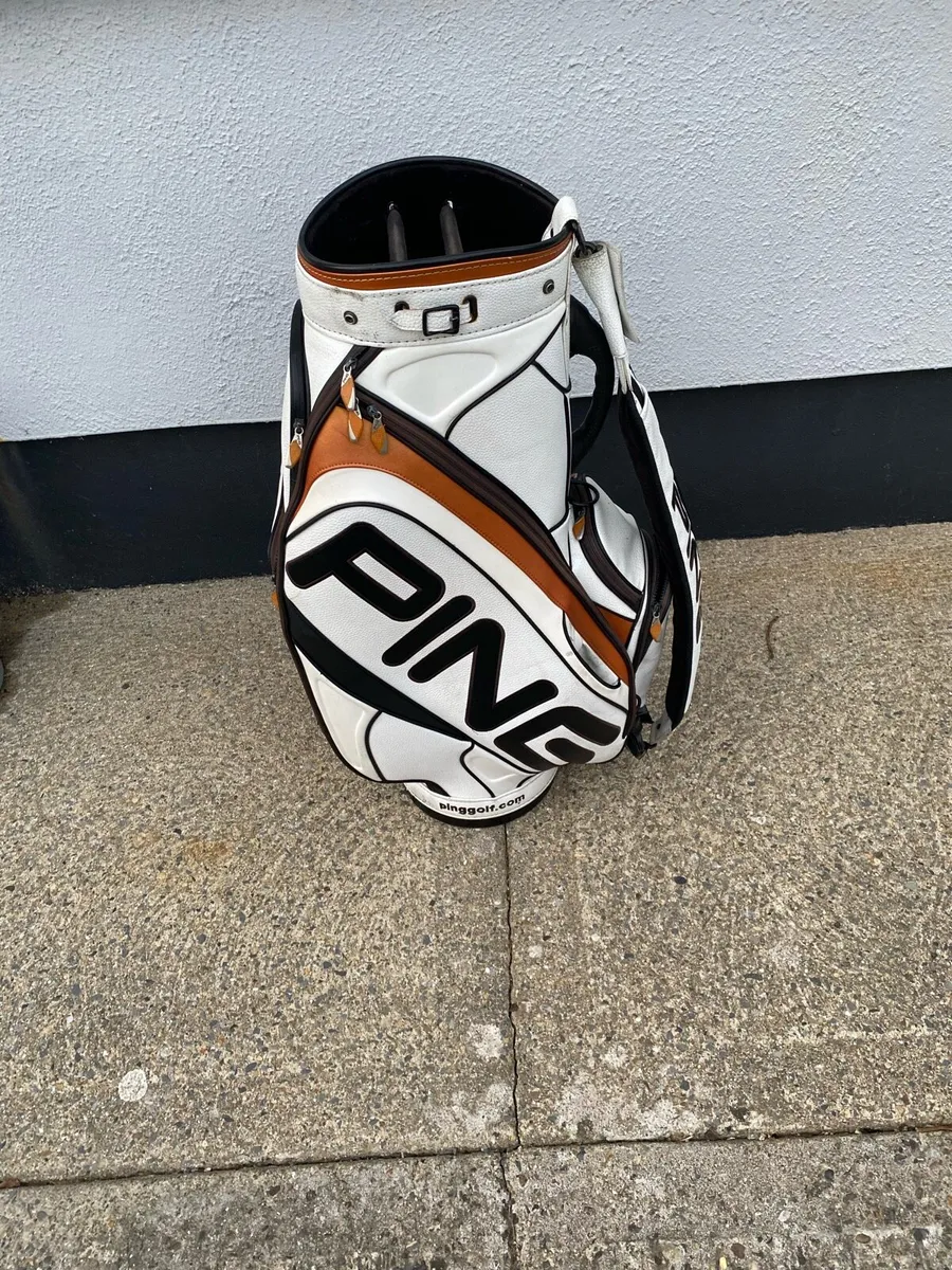 Ping Tour golf bag - Image 1