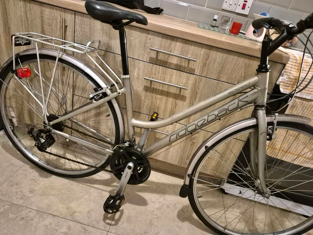 LADIES RIDGEBACK METRO BIKE
 SPEED 18" OPEN FRAME - Image 4