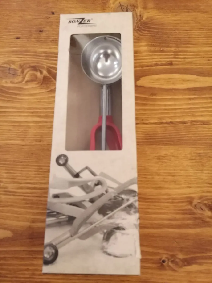 Bonzer Unigrip Professional Ice Cream Scoop - Image 1
