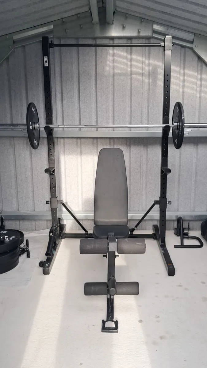 Adjustable Bench With Hamstring Curl & Leg extensi - Image 1