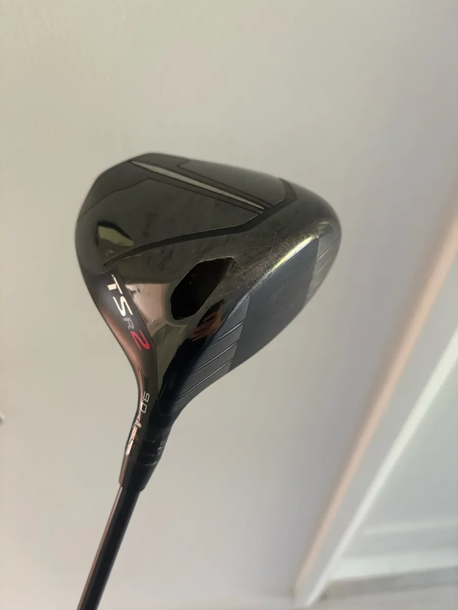 Titleist TSR2 Driver - Image 1