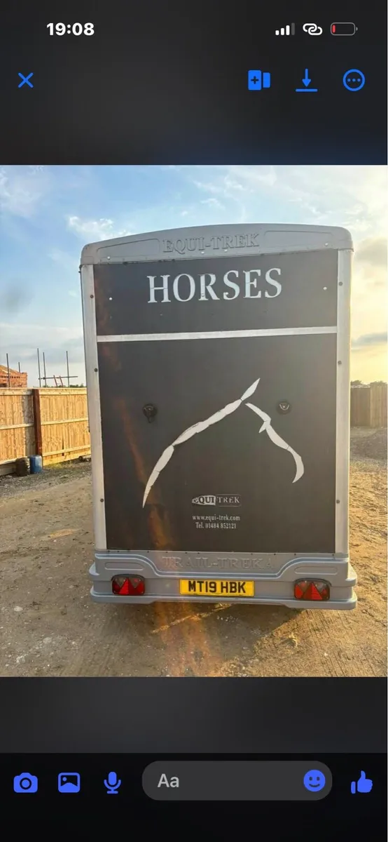 2017 equi trek horsebox - Image 2