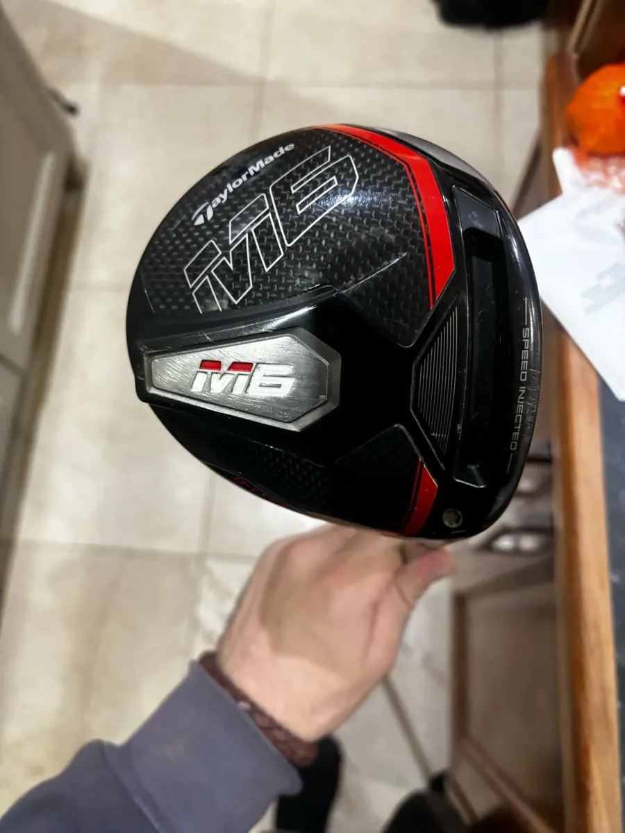 Golf club - Image 1