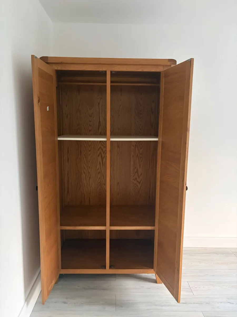 Wardrobe - Image 2