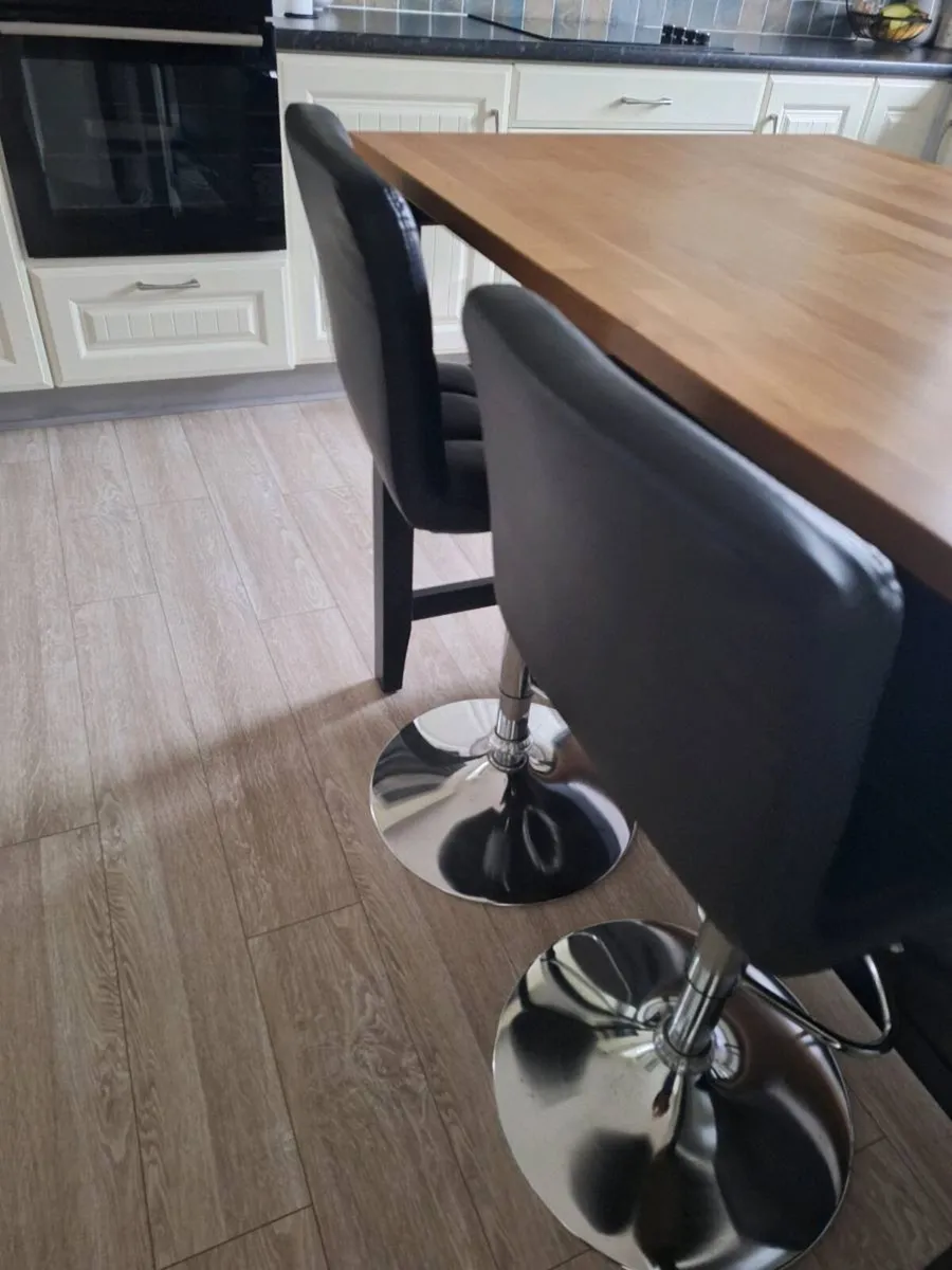 Kitchen bar stools - Image 4