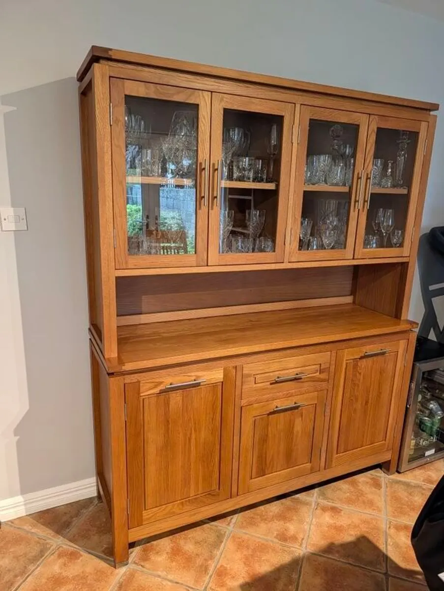 Drinks cabinet and dresser - Image 2