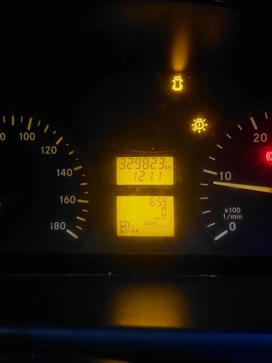 Mercedes-Benz sprinter 2009 nct 5/27 - Image 2