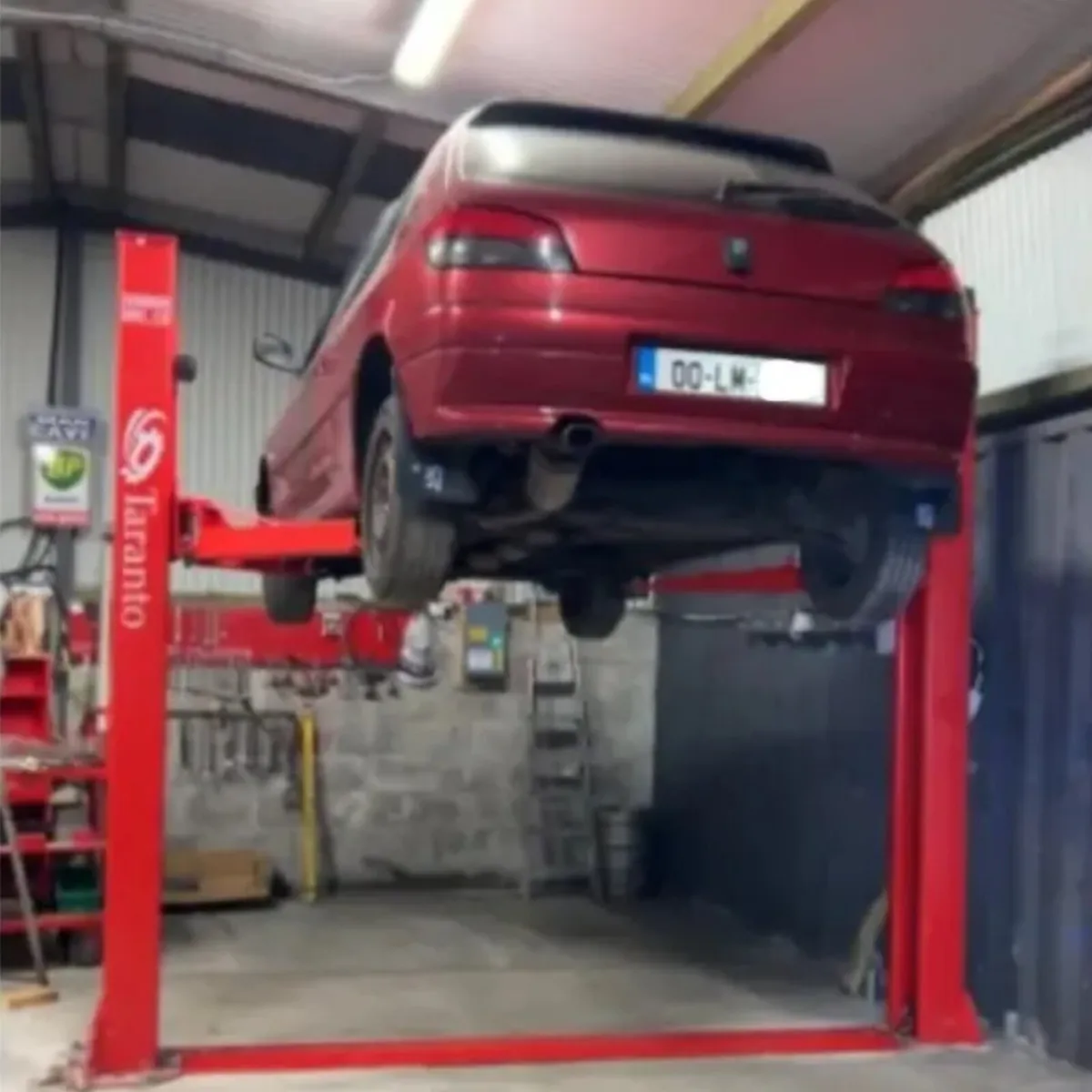 Taranto 2 Post Car Lift 4.2 ton 400V - Image 1