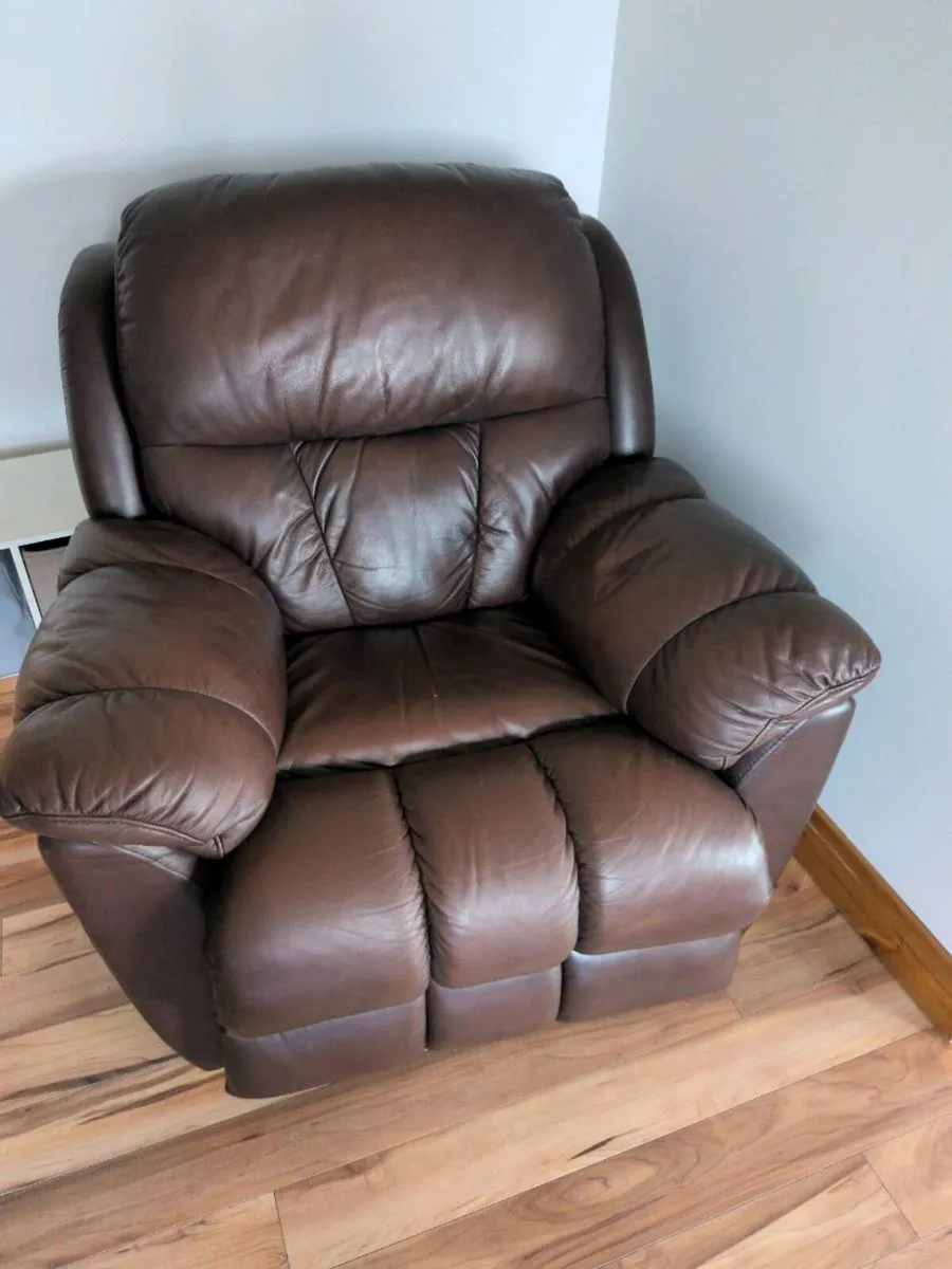 Leather recliner suite 2-1-1 - Image 2