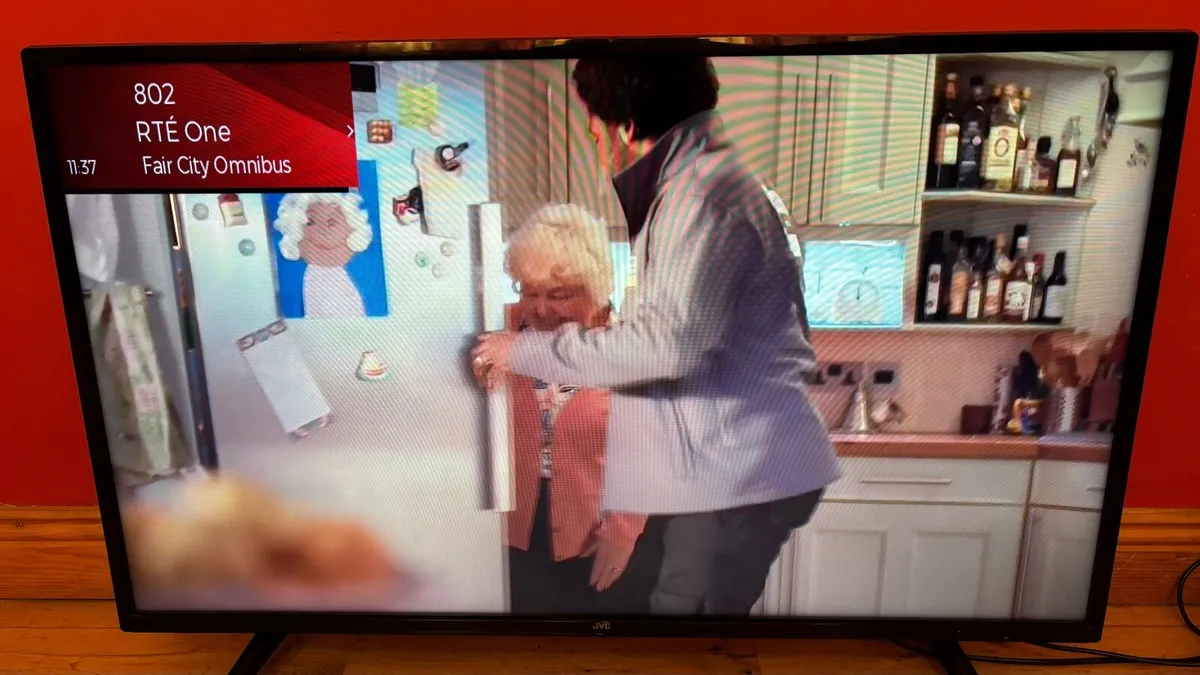43” JVC Smart TV - Image 4