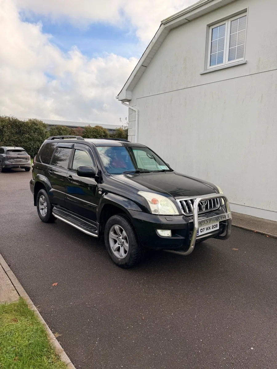 Toyota landcruiser - Image 1
