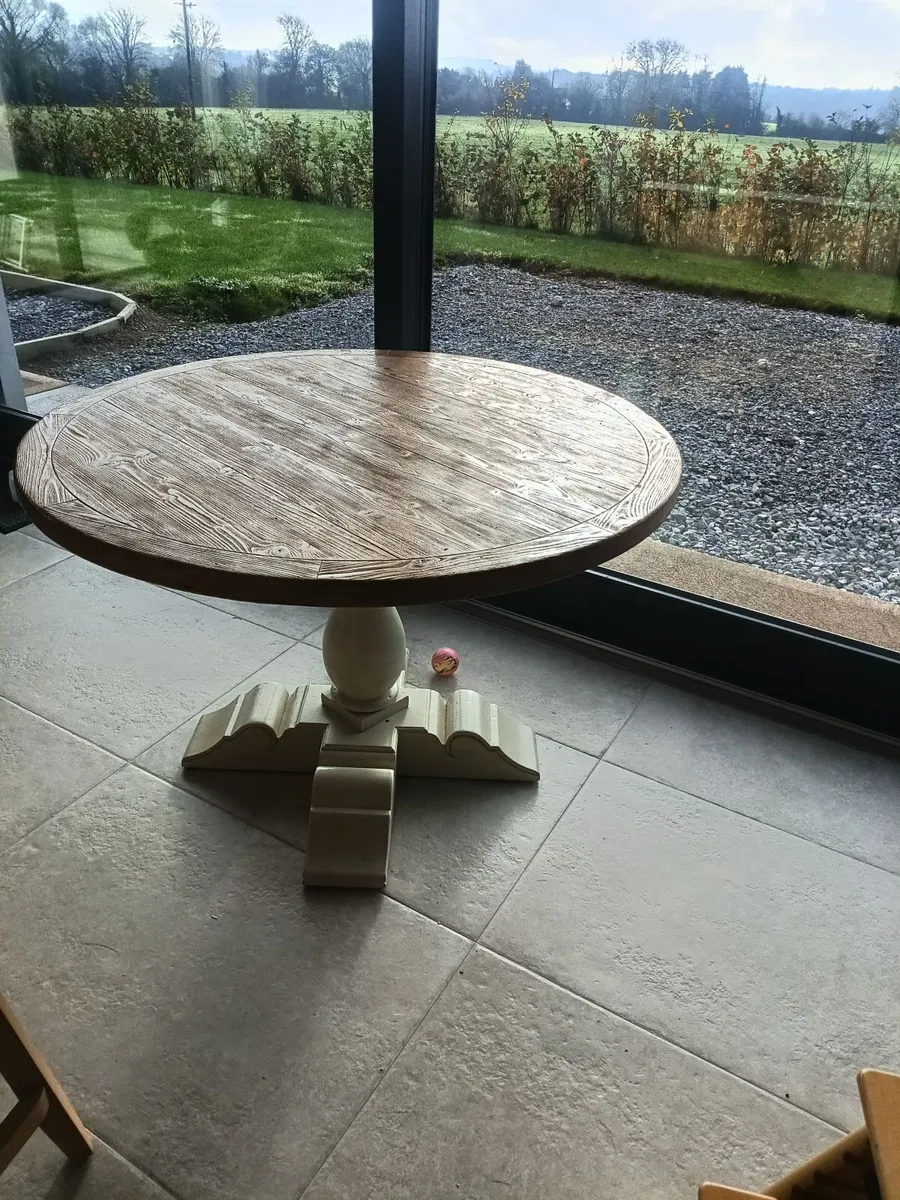 Dining table - Image 3