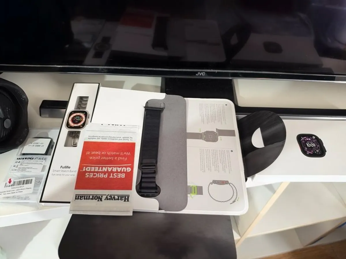 Apple Watch Ultra 3 Black Edition Brand New Cond - Image 3