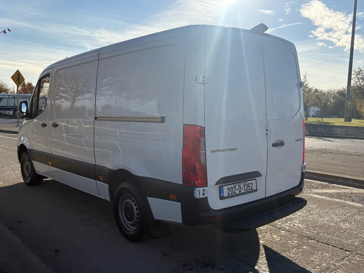 2020 Mercedes sprinter MWB Doe7/27Tax9/27 - Image 3