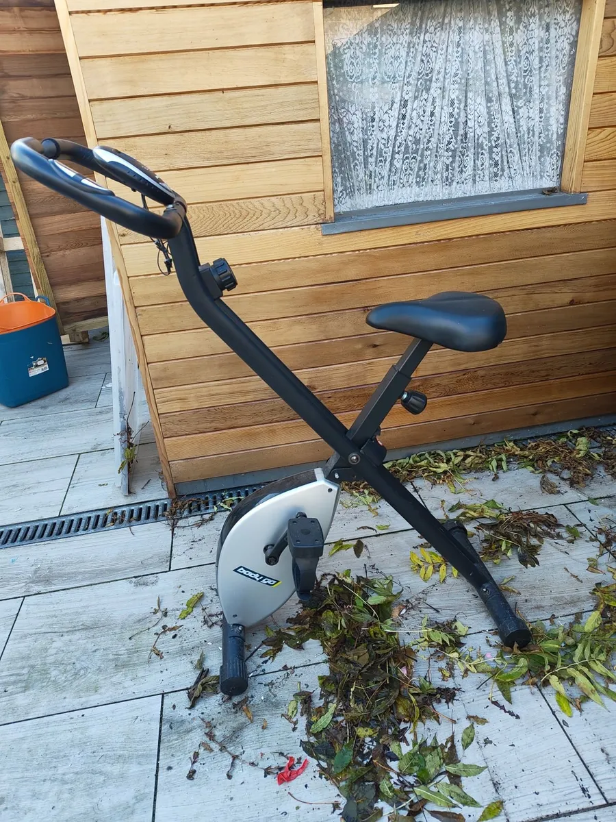 Exercise bike - Image 1