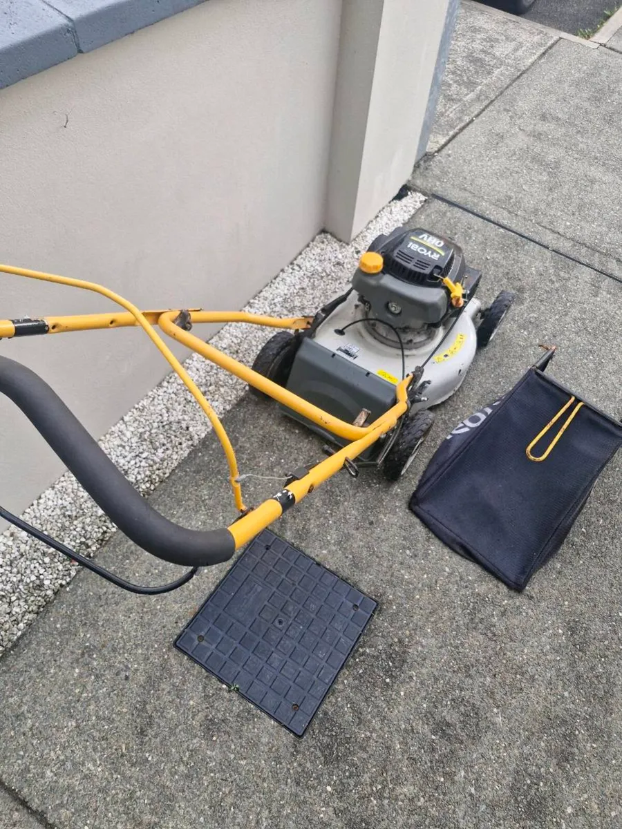 Self drive Lawnmower for sale