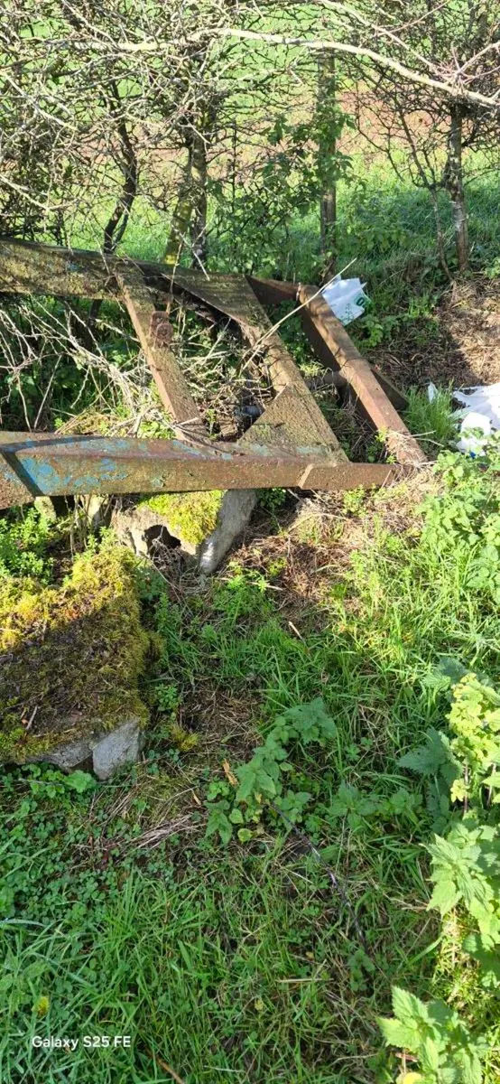 Ford 4000 Parts - Image 2