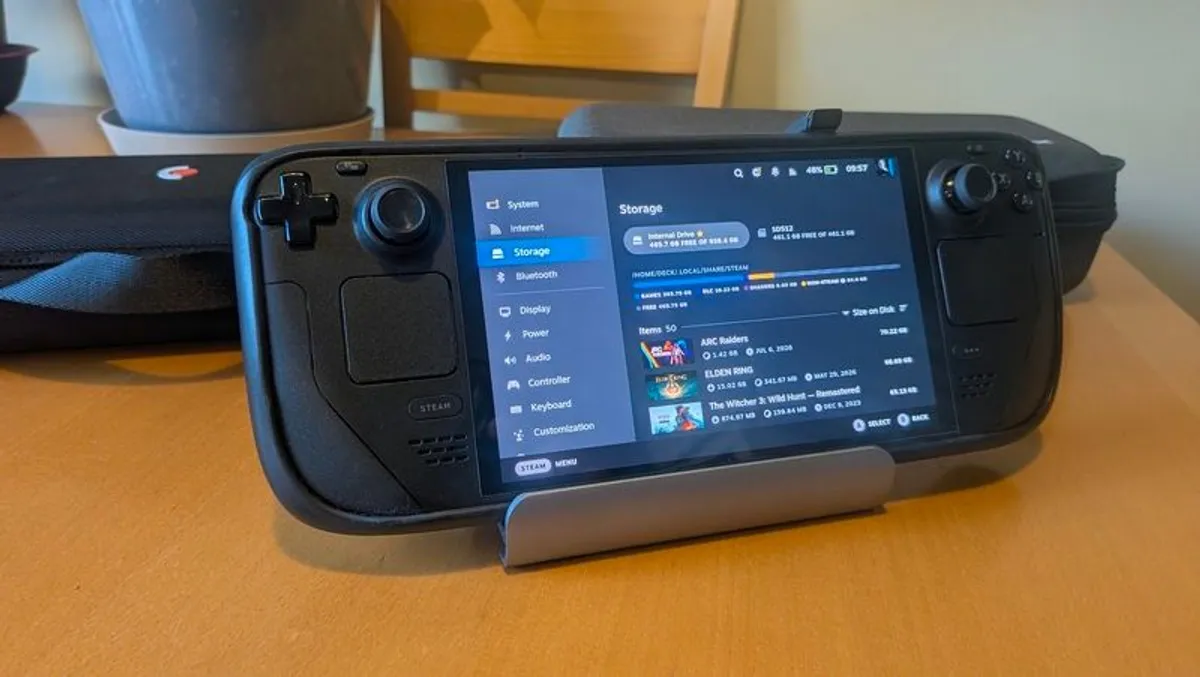 Steam Deck OLED 1T + 512Gb  + dock + cases - mint condition - Image 1