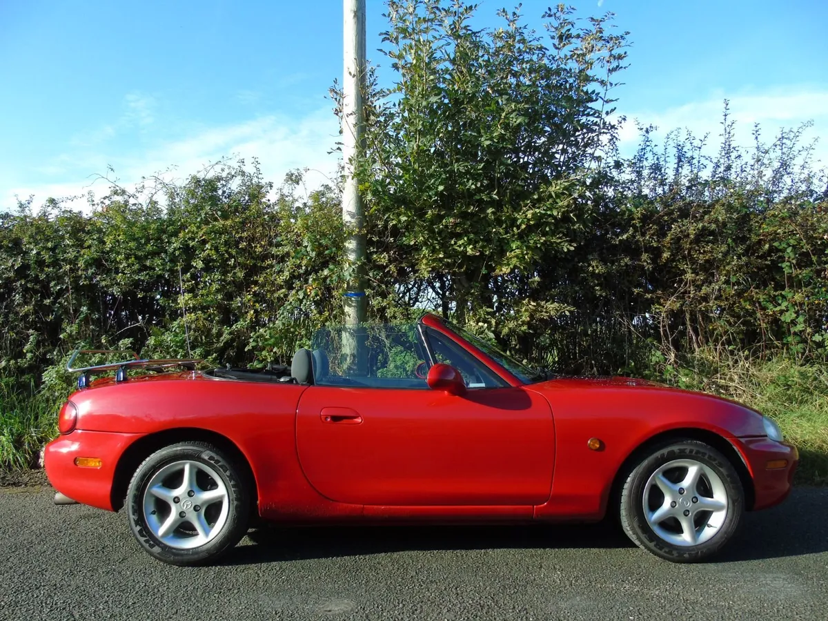 Mazda MX-5 1999 - Image 1