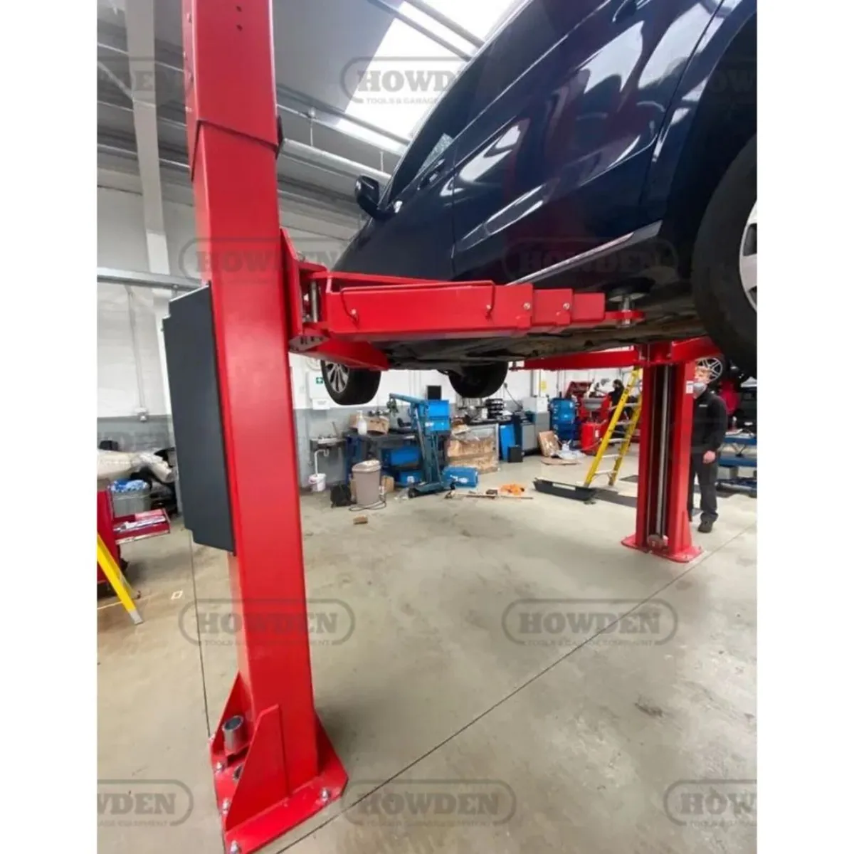 Taranto 6 Ton Clear Floor 2 Post Car/Jeep/Van Lift - Image 3