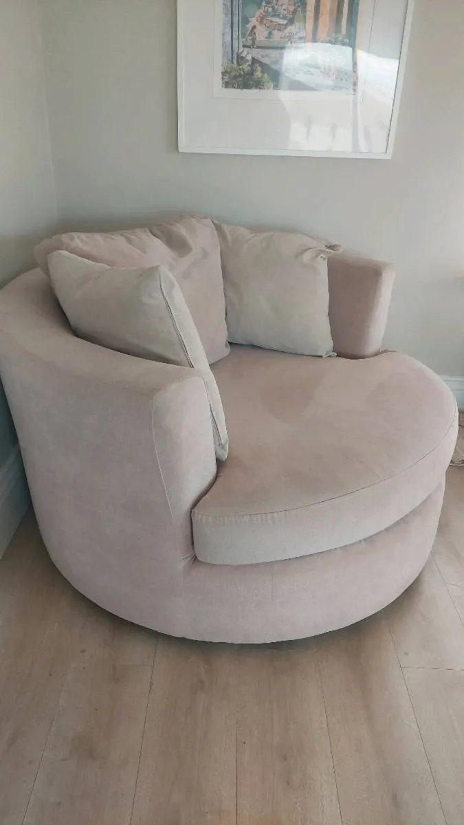 Swivel armchair - Image 1